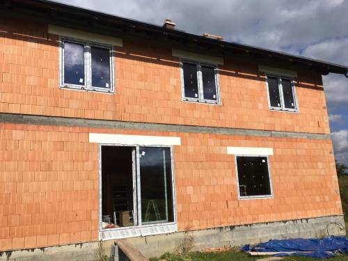Novostavba Palkovice - plastová okna, výklopně posuvné dveře, vchodové dveře