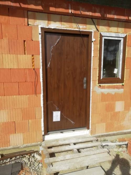 Domovní dveře - novostavba Lískovec, okr. Frýdek - Místek